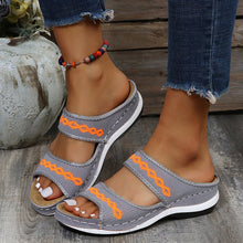 Cargar imagen en el visor de la galería, Stylish Wedge Cutout Comfortable Flat Slippers - Libiyi