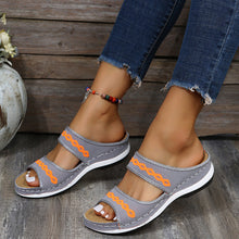 Carregar imagem no visualizador da galeria, Stylish Wedge Cutout Comfortable Flat Slippers - Libiyi