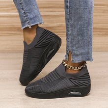 Carregar imagem no visualizador da galeria, Women&#39;s low top fly woven casual sneakers - Libiyi